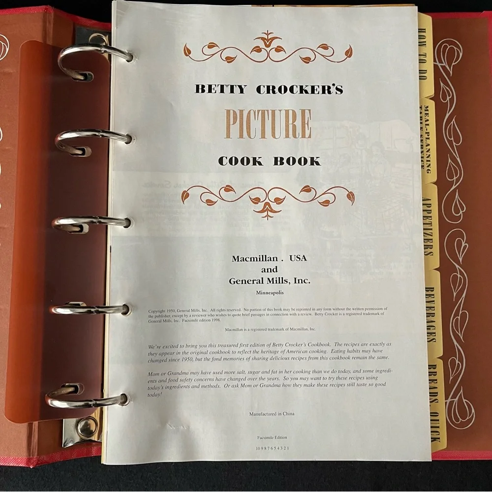 Betty Crocker’s Picture Cook Book - 1998 Facsimile Edition of the 1950 edition